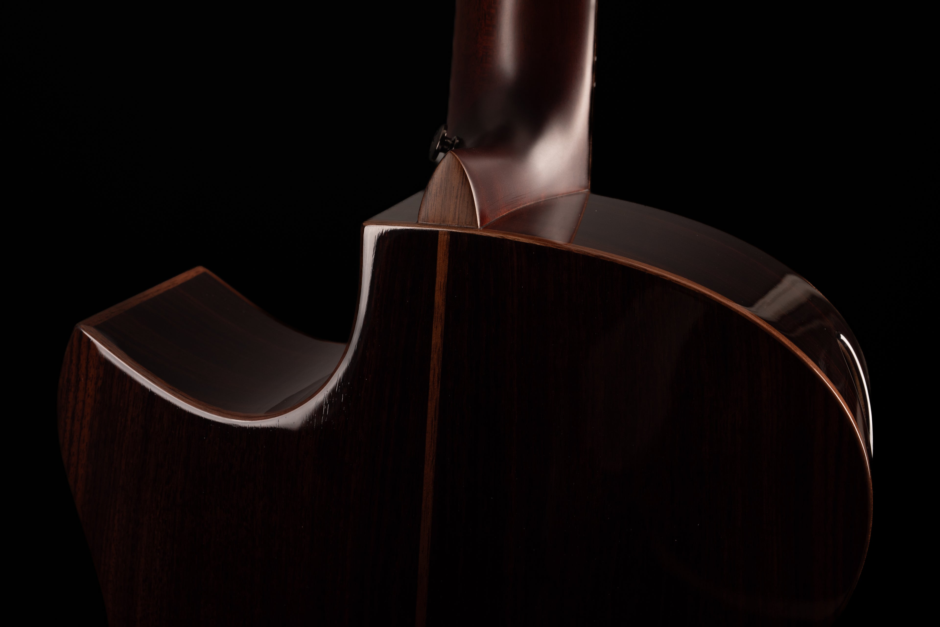 AVENIR 25 SERIES AUDITORIUM CEDAR ROSEWOOD FAN FRET