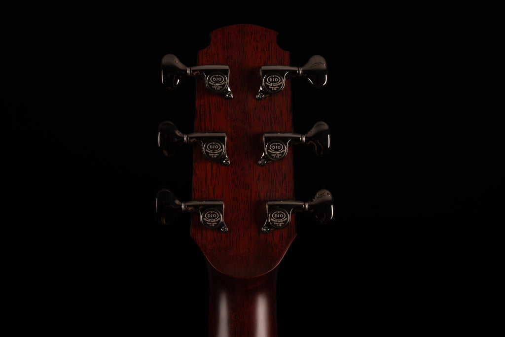 AVENIR 25 SERIES AUDITORIUM CEDAR ROSEWOOD FAN FRET