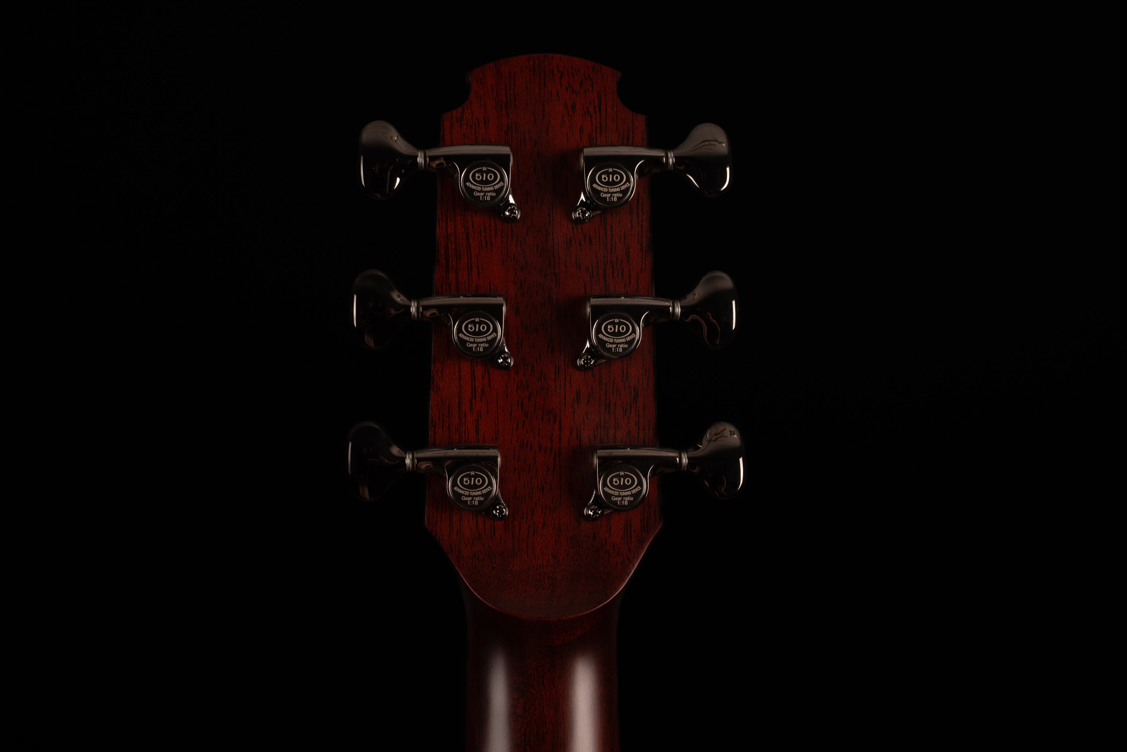AVENIR 25 SERIES AUDITORIUM CEDAR ROSEWOOD FAN FRET